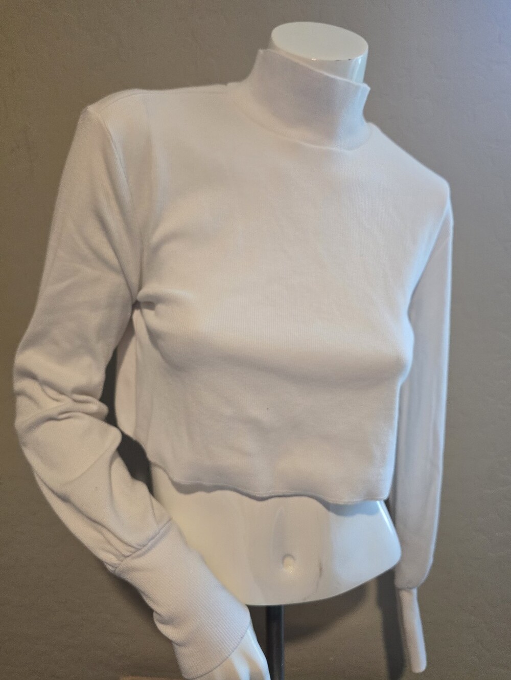 Forever 21 White Ribbed Crop Top